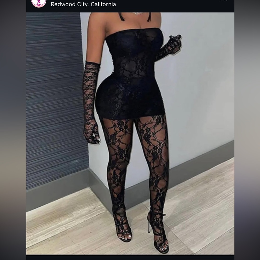 Chic Black Mini Dress with Intricate Lace